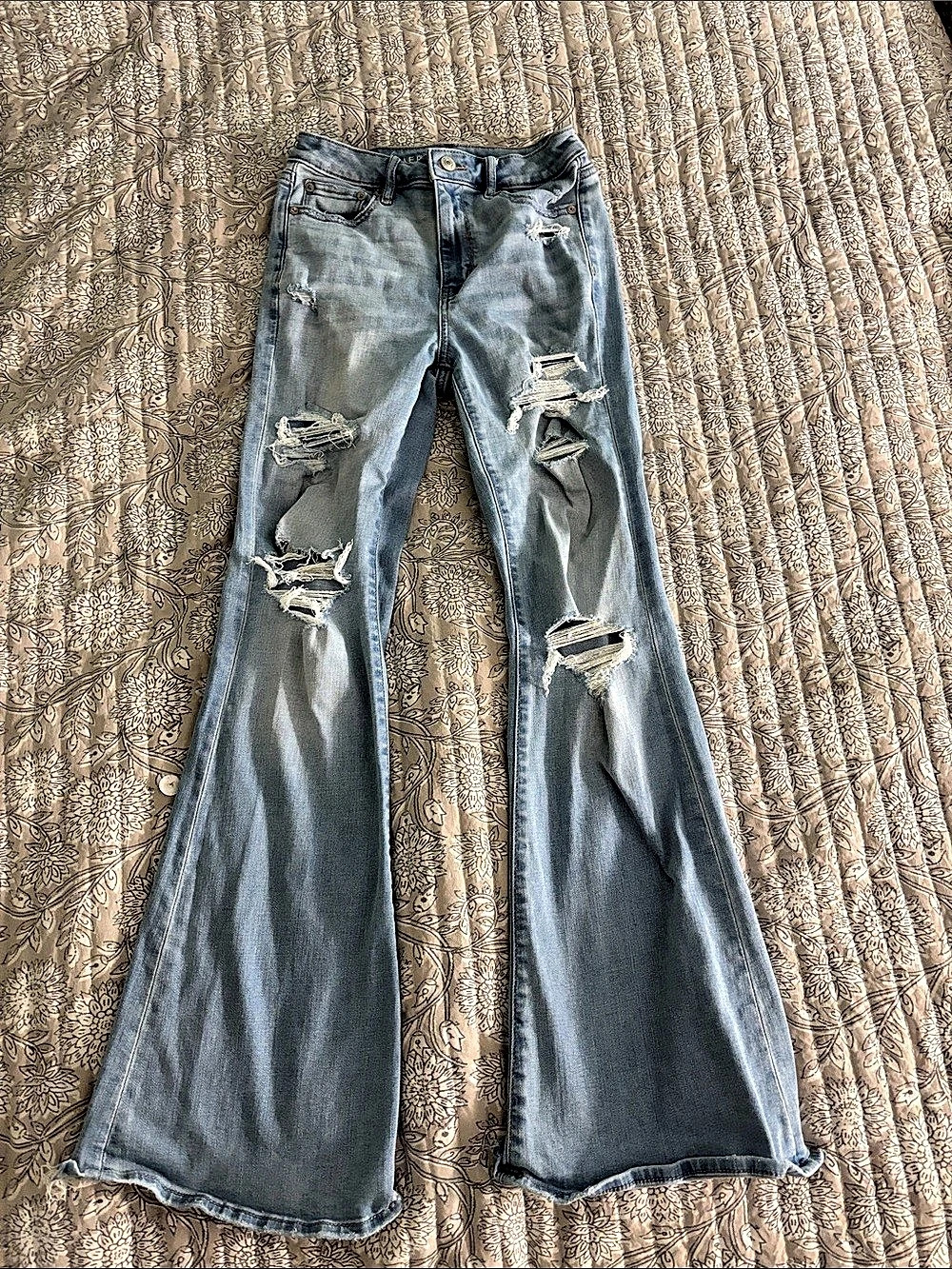 American Eagle Srelich Flare Jeans in Blue Waist 0